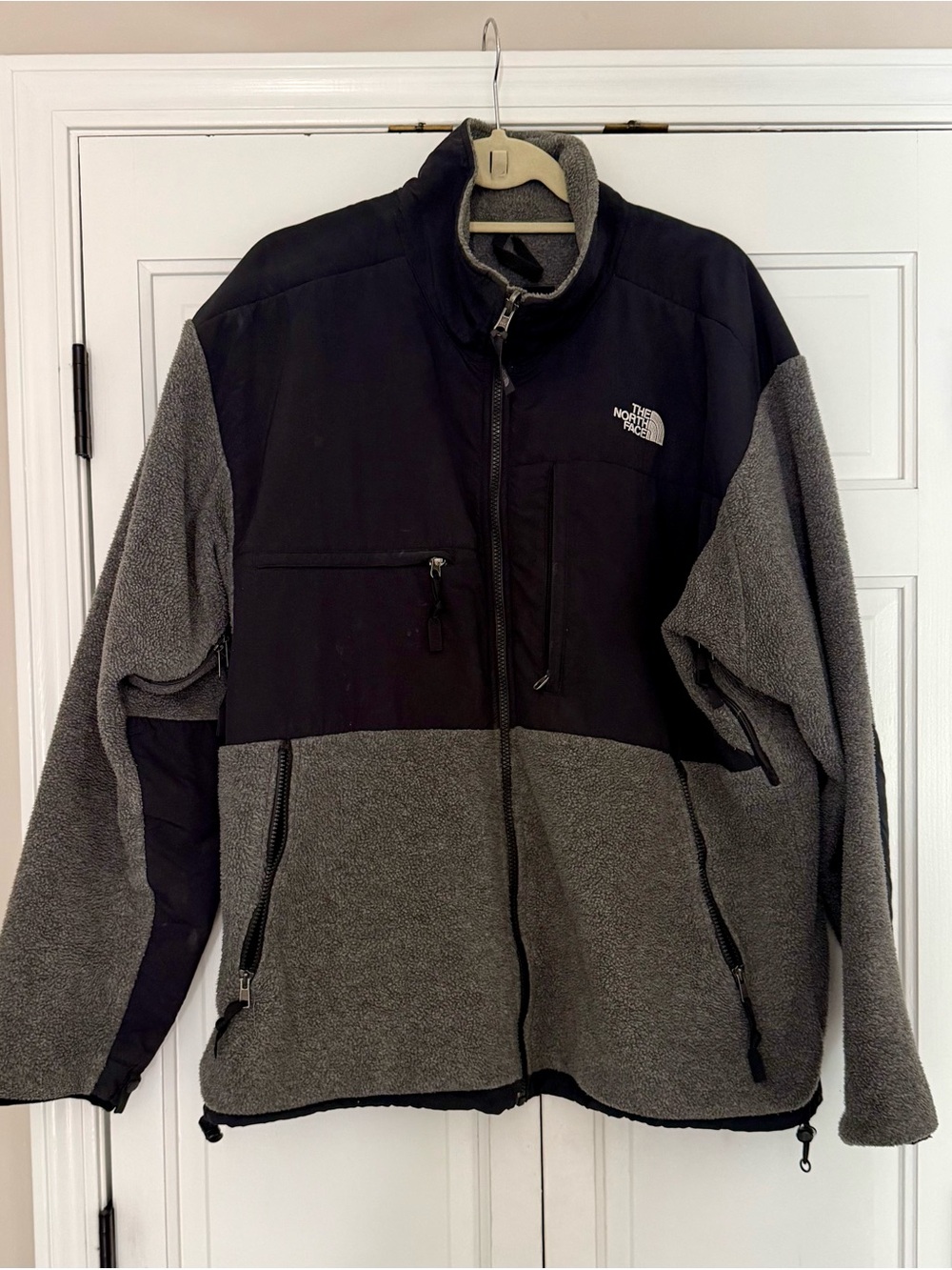 The North Face Men's Denali Gray Fleece Jacket